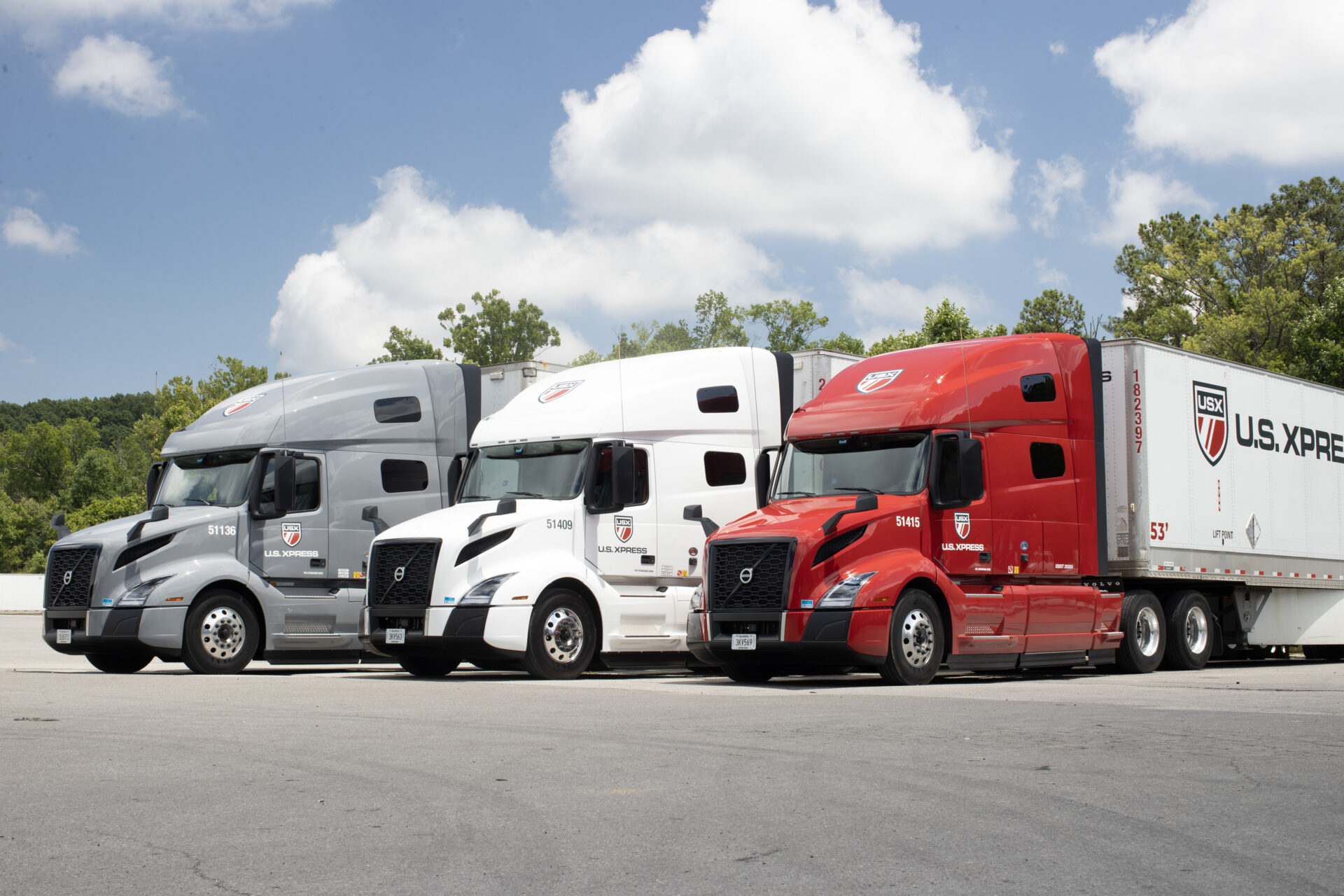 U.S. Xpress trucks in a line up for student drivers